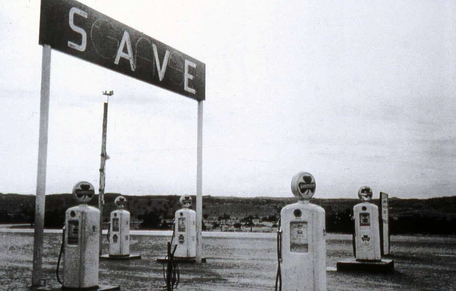 Robert Frank, The Americans, Gas station