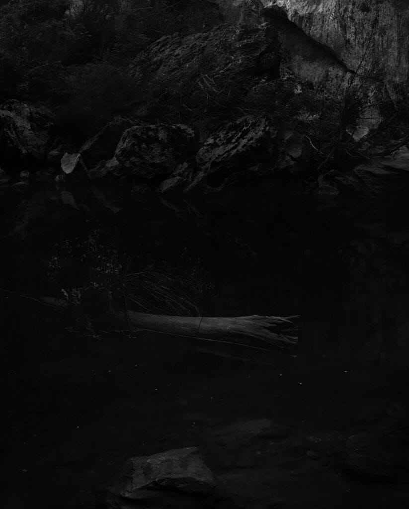 Raymond Meeks, The Inhabitants